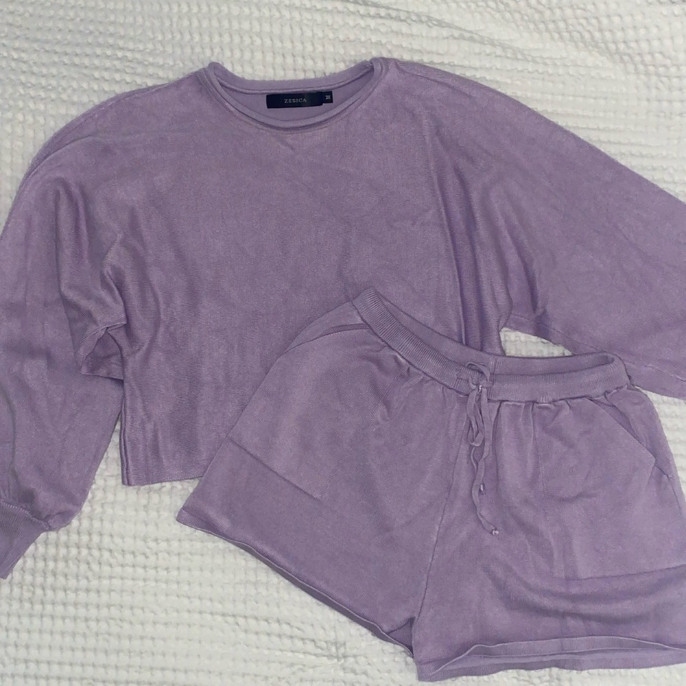 Matching lilac lounge wear set